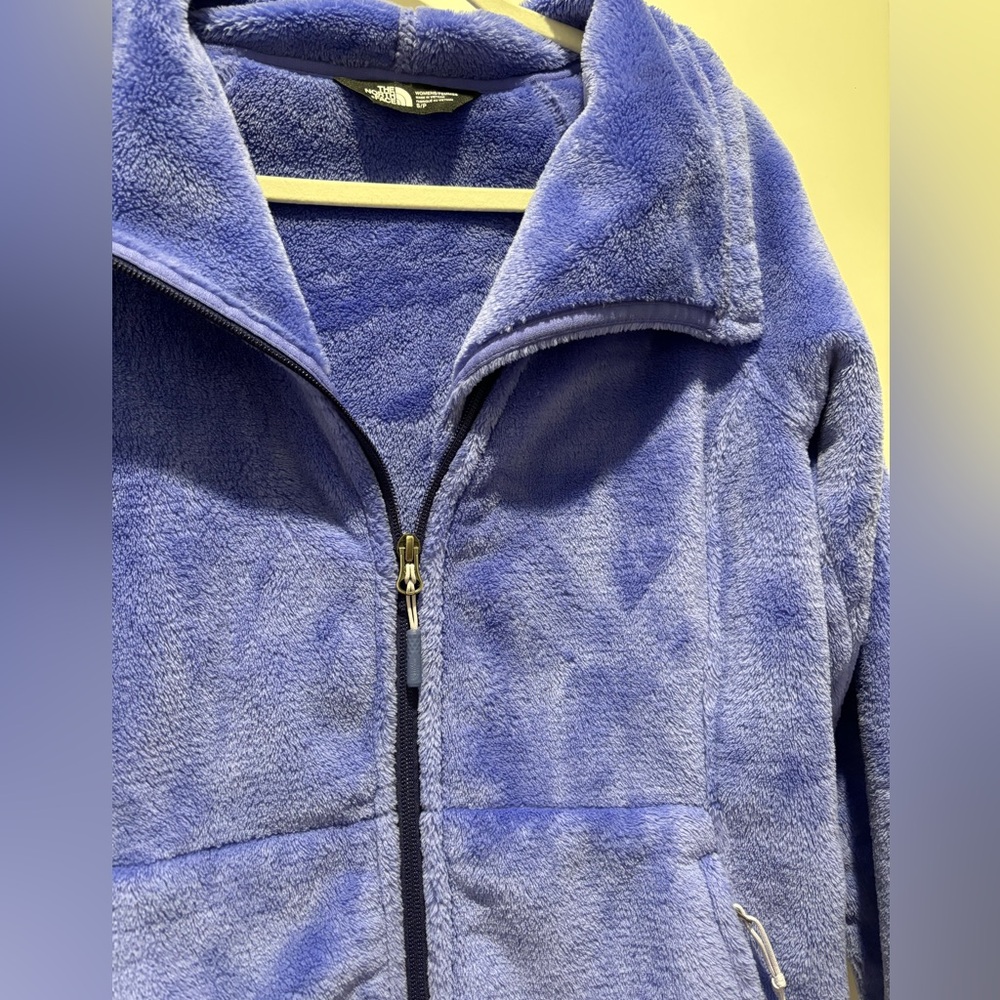 The North Face Purple zip up fleece jacket, size small - Picture 6 of 8